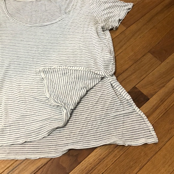 Striped T-shirt - Picture 2 of 3